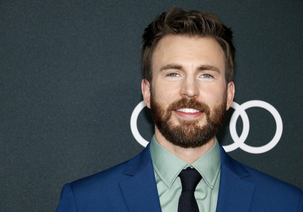 Our Captain America, Chris Evans, is surely a sight to see on and off-screen